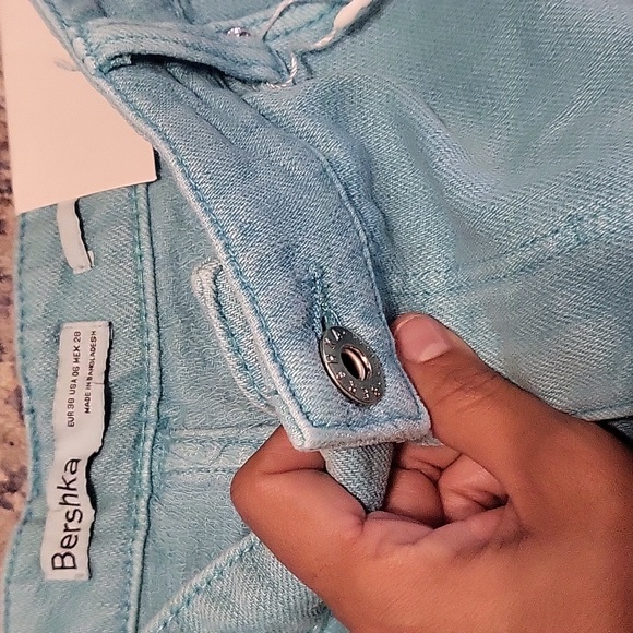 Breshka sz 6 short - Picture 3 of 4